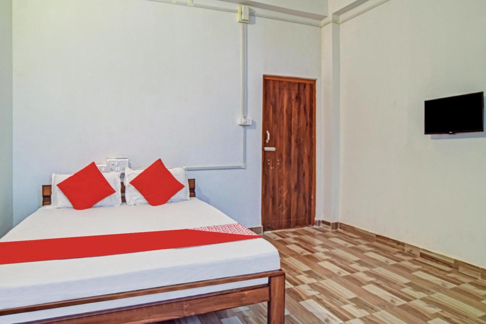 Spot On Jp Guest House Kaharpara Extérieur photo